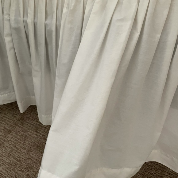 Other - Queen sized 20” inch Cream Bedskirt with split corners